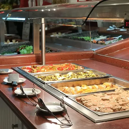 アパートホテル Vigilia Park 2*