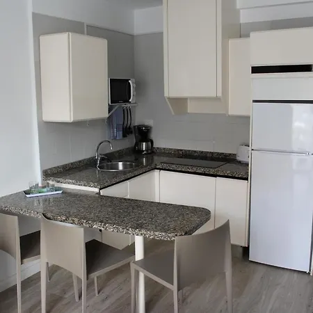 Vigilia Park Aparthotel 2*