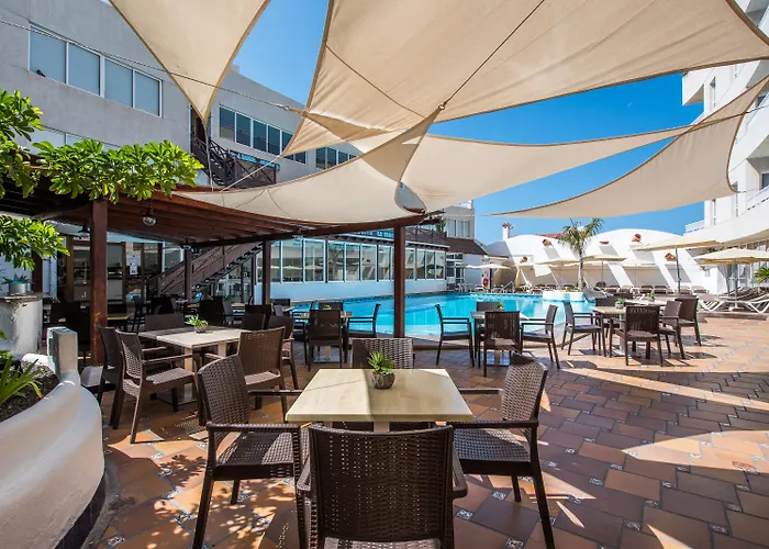 维基利亚公园酒店 2* 圣地亚哥港