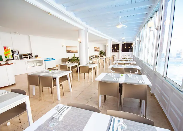 维基利亚公园酒店 2*