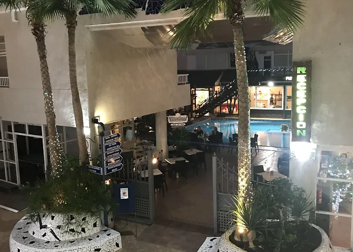 维基利亚公园酒店 2* 圣地亚哥港